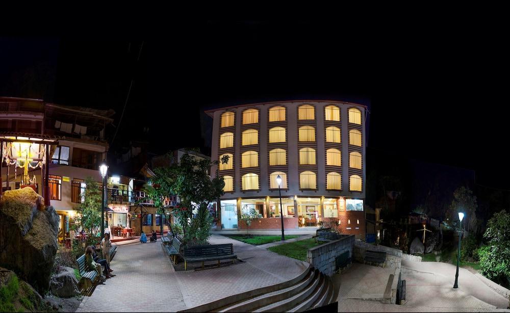 Hotel Taypikala Machupicchu ภายนอก รูปภาพ