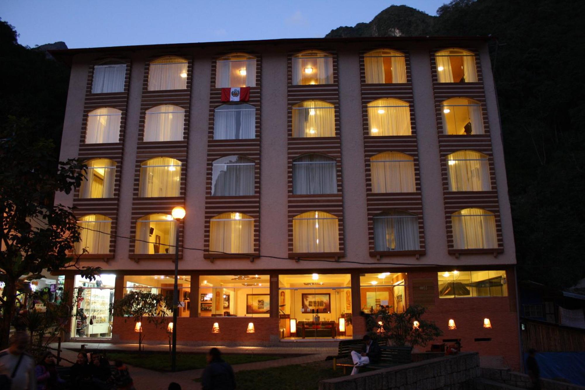 Hotel Taypikala Machupicchu ภายนอก รูปภาพ