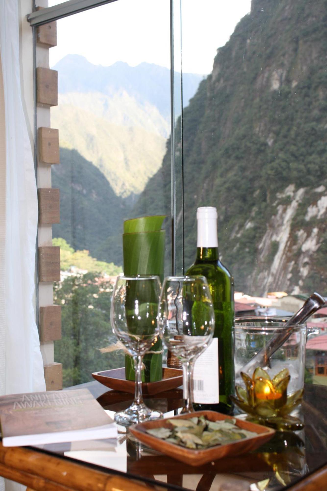 Hotel Taypikala Machupicchu ภายนอก รูปภาพ