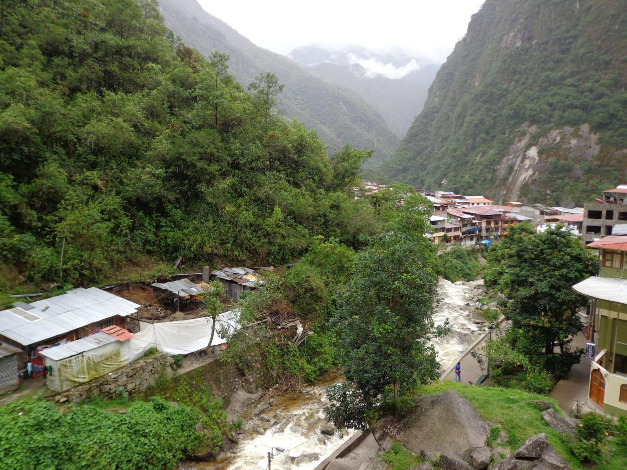 Hotel Taypikala Machupicchu ภายนอก รูปภาพ