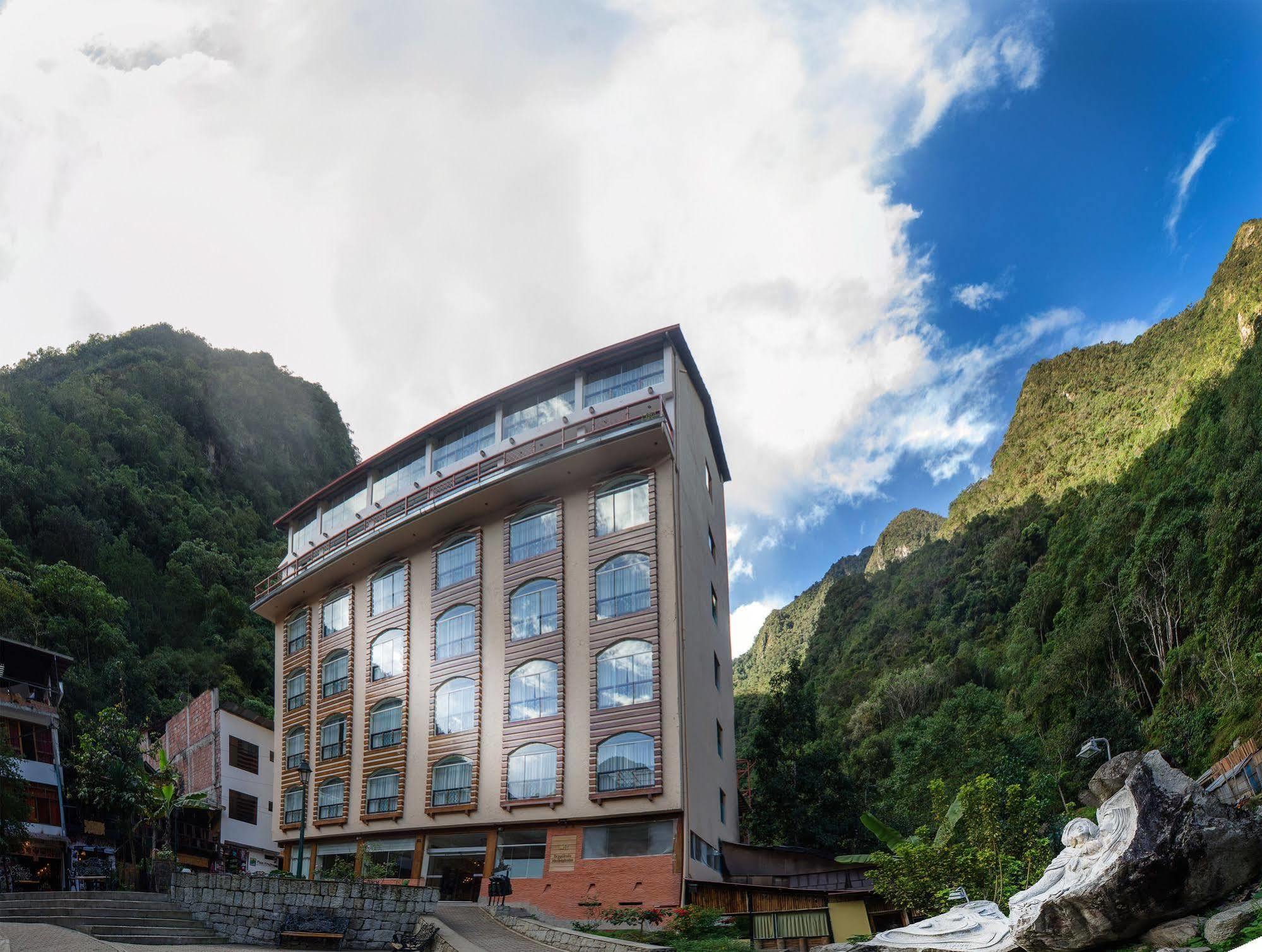 Hotel Taypikala Machupicchu ภายนอก รูปภาพ