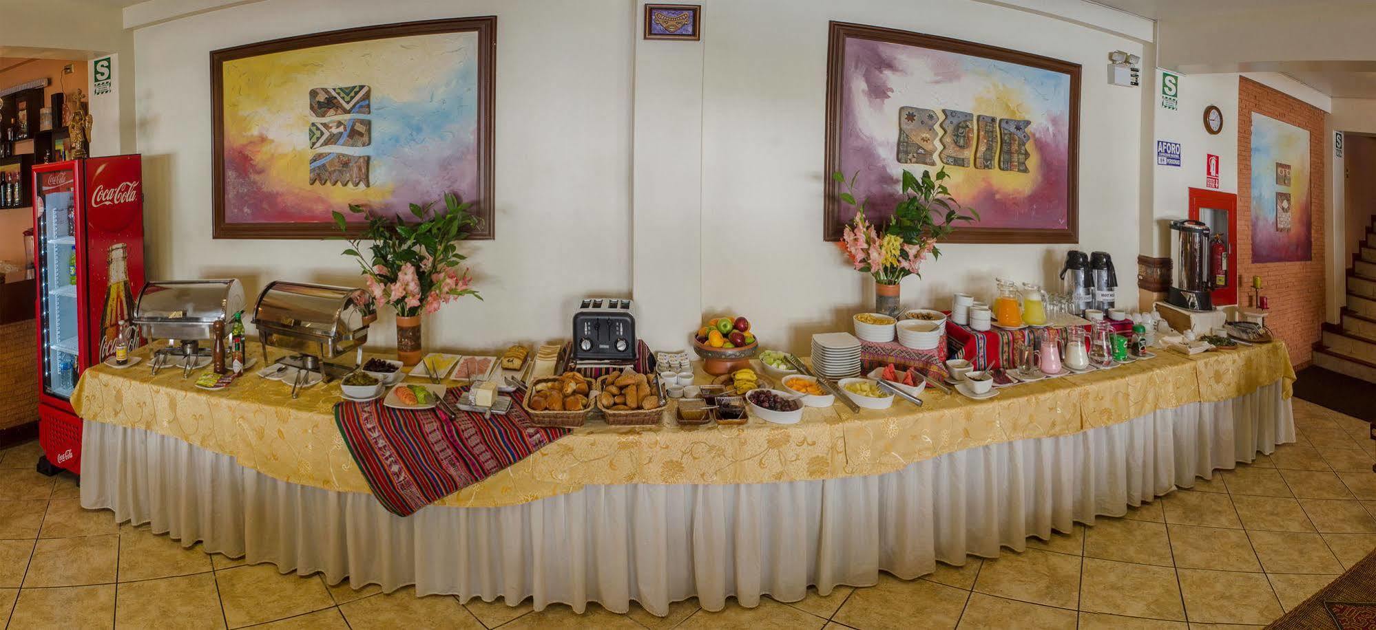 Hotel Taypikala Machupicchu ภายนอก รูปภาพ